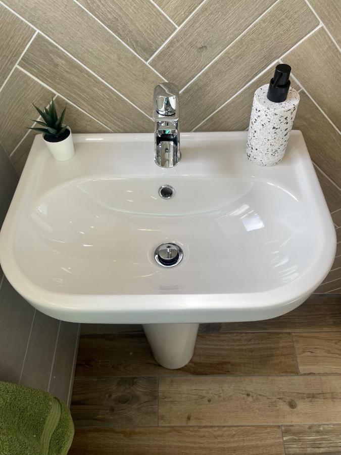Boho Vibes Ground Floor Apartment Cardiff